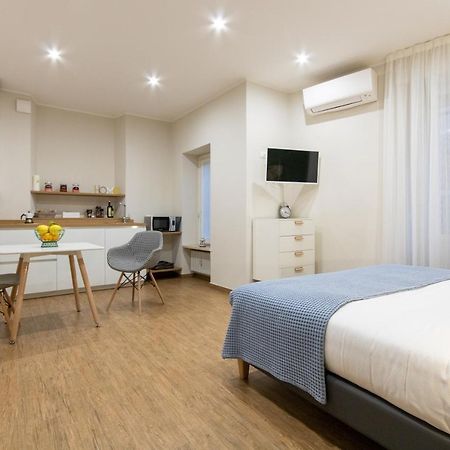 Aqualago Casa Vacanze Apartment C Verbania Ngoại thất bức ảnh